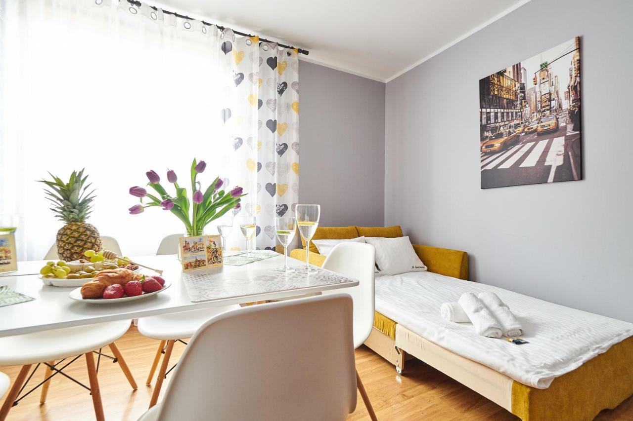 Jm Apartments Zamieszkaj W Centrum Krakkó Kültér fotó